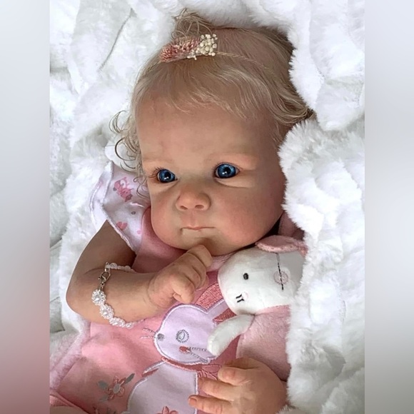 Baby Girl Reborn Doll NWT - Picture 6 of 8